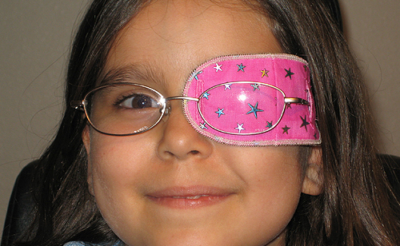 Cách phòng tránh nhược thị bẩm sinh – Kích thích thị giác cho trẻ