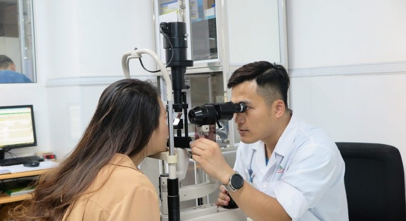 Kiểm tra để chọn kính Ortho-K phù hợp